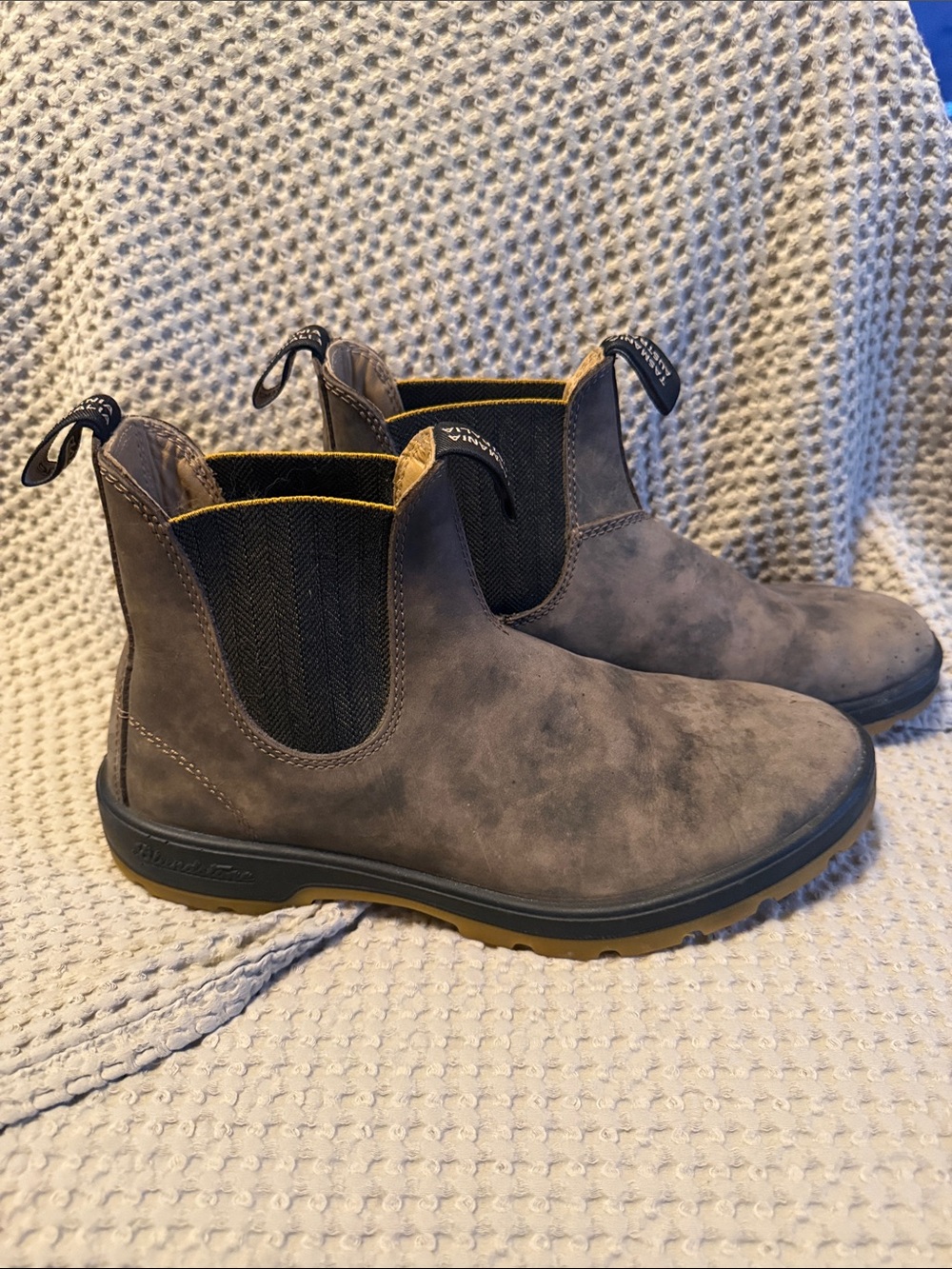 Blundstone Gray Suede Chelsea Boots with Black Elastic and Yellow Trim
